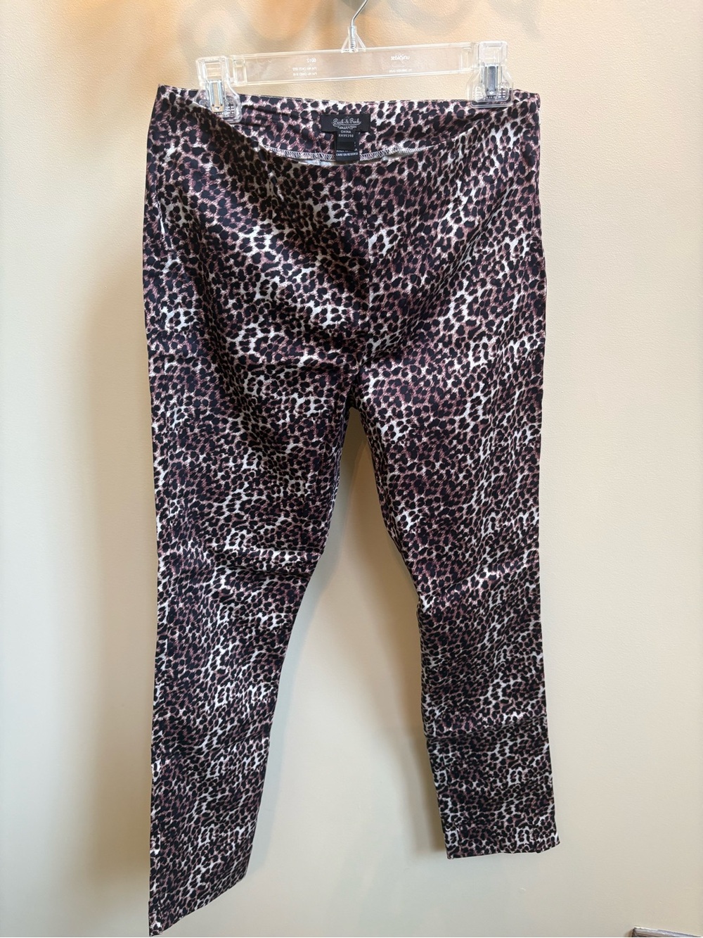 Womens Peck & Peck cheetah pants